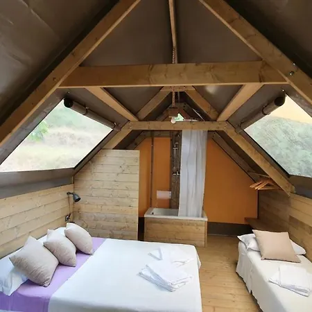 Luxusní stan Agricamping La Gallinella